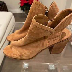 Sandal sale Steve madden in Brown and tan 3 pair